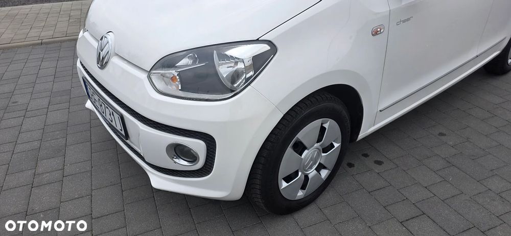 Volkswagen up! cheer - 39