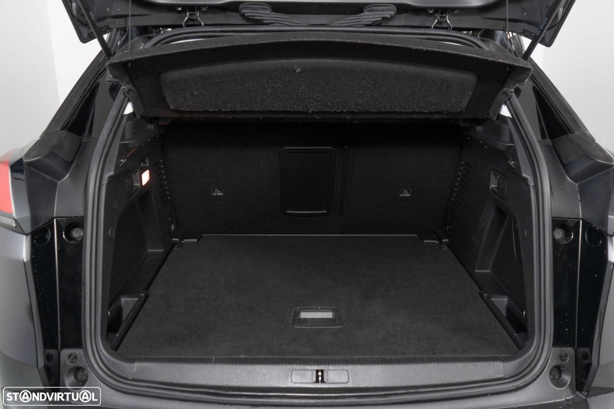 Peugeot 3008 1.2 PureTech Allure Grip Control EAT6 - 12