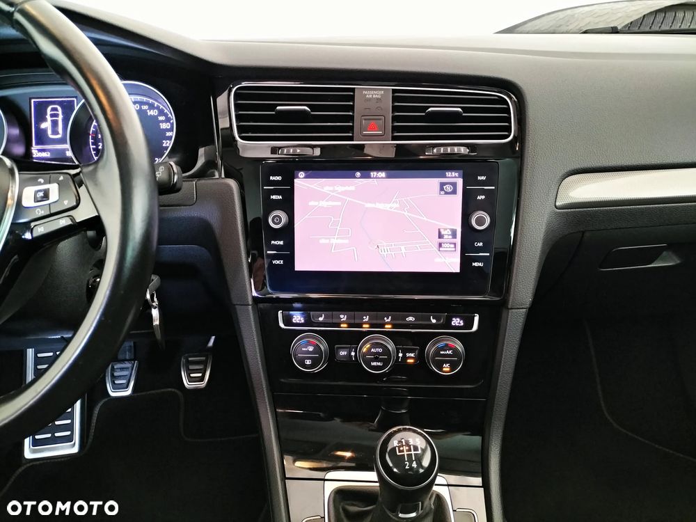 Volkswagen Golf 1.6 TDI SCR Join - 22