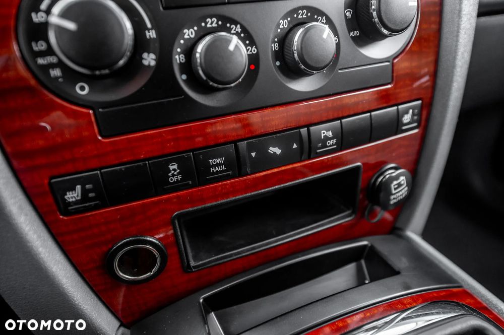 Jeep Grand Cherokee 5.7 V8 HEMI Automatik Limited - 28