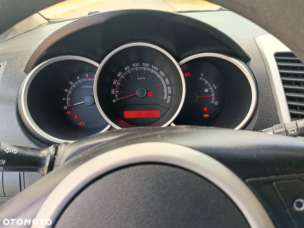 Kia Venga 1.6 CRDi M - 5