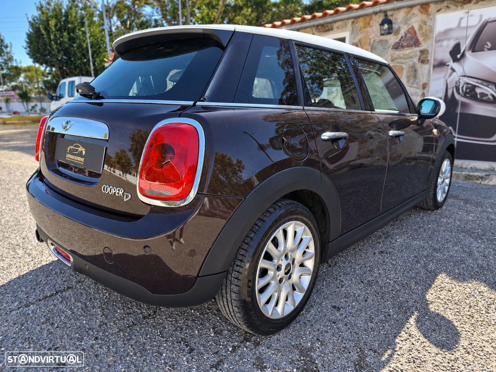 MINI 5 Portas Cooper D - 22