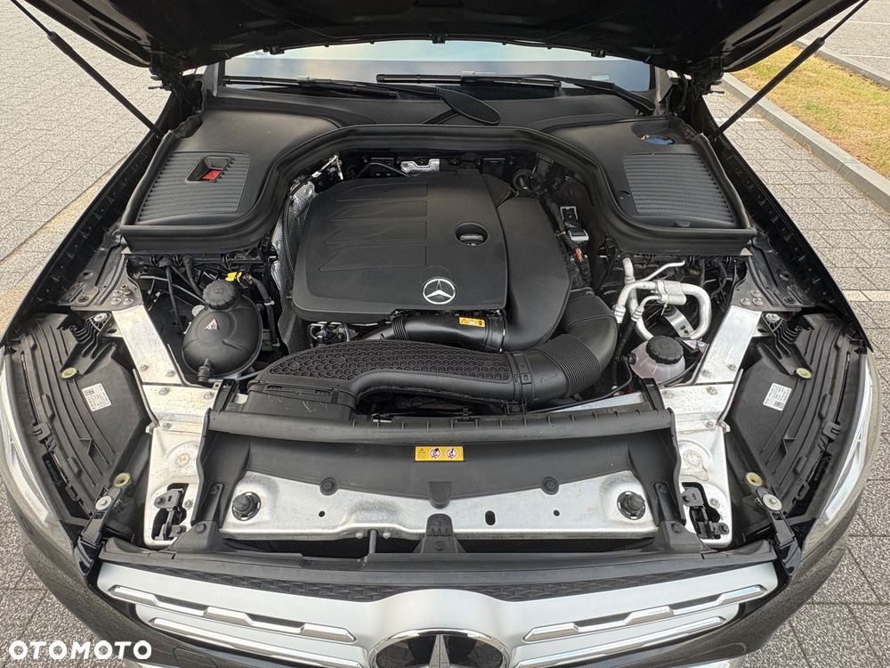 Mercedes-Benz GLC 200 - 16