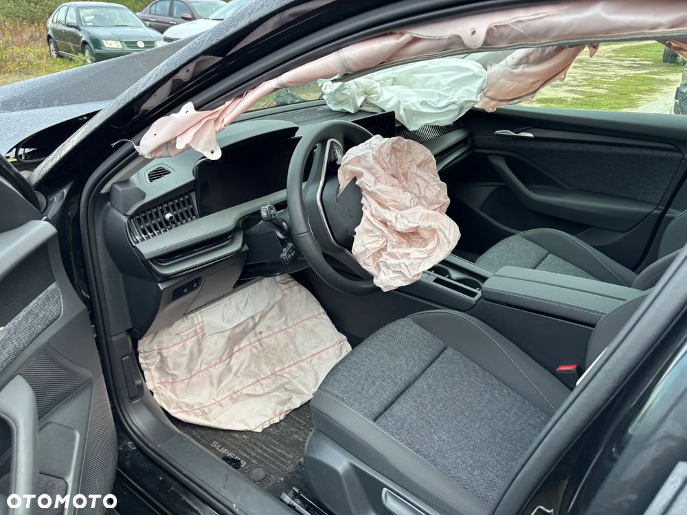 Skoda Superb 1.5 TSI mHEV Essence DSG - 9