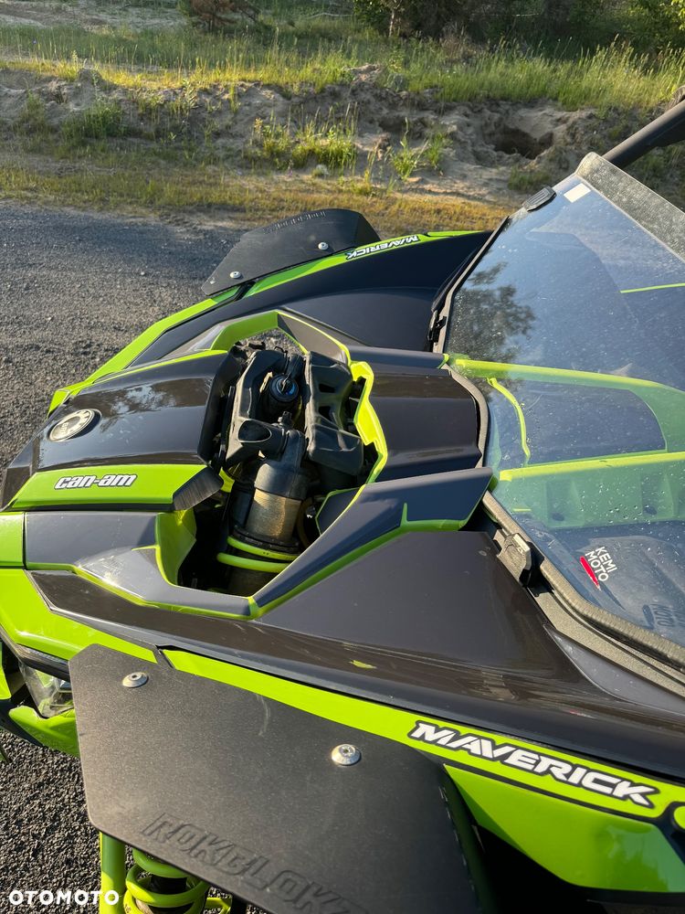 Can-Am Maverick - 8