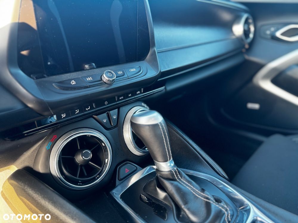 Chevrolet Camaro 2.0 - 13