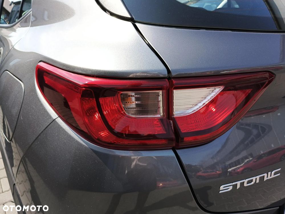 Kia Stonic 1.2 M - 10
