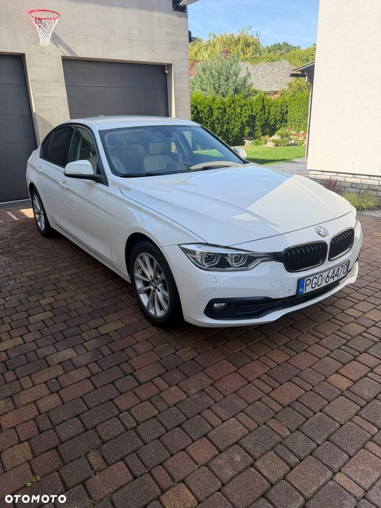 BMW Seria 3 320d xDrive Sport Line - 5