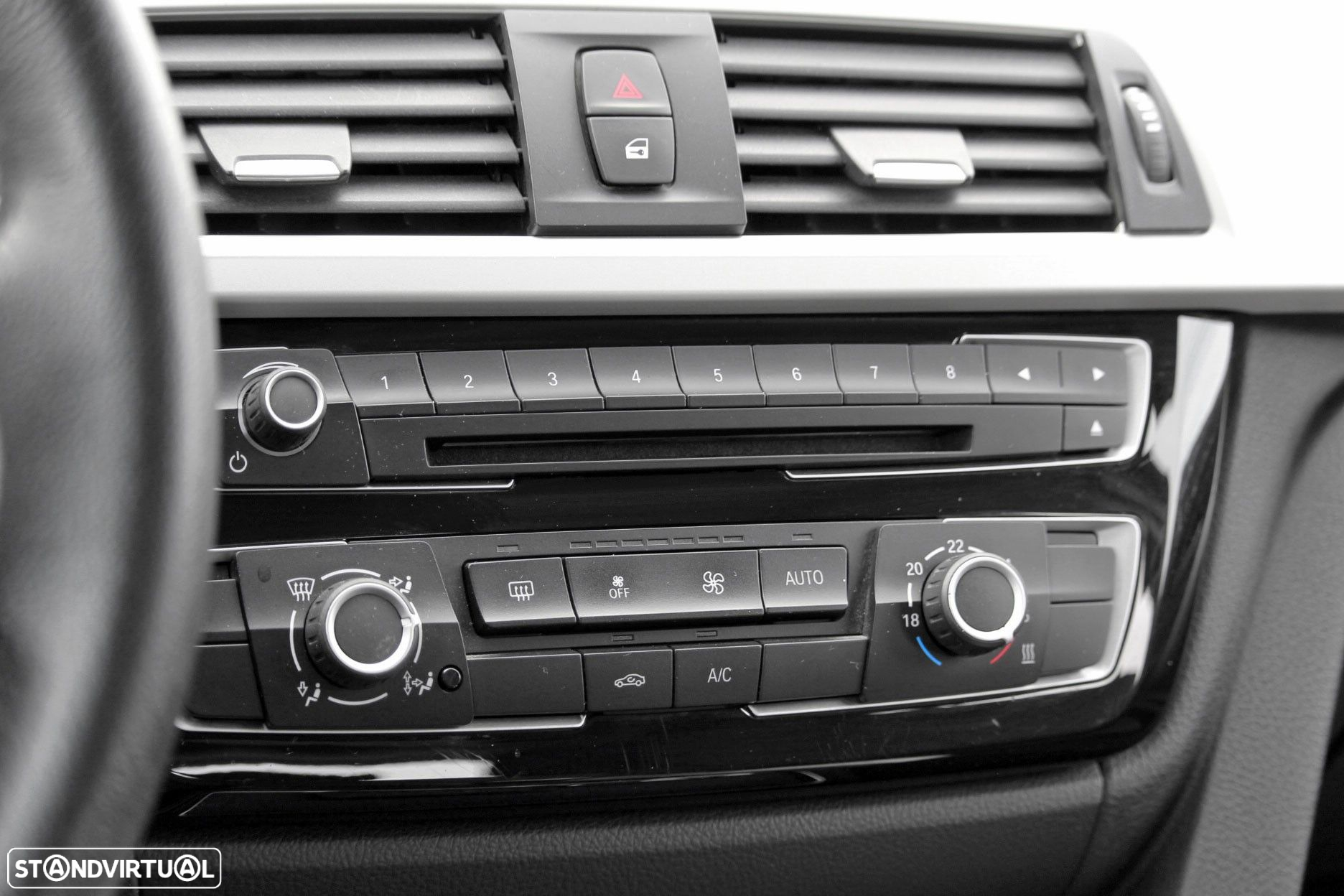 BMW 318 d Touring - 28