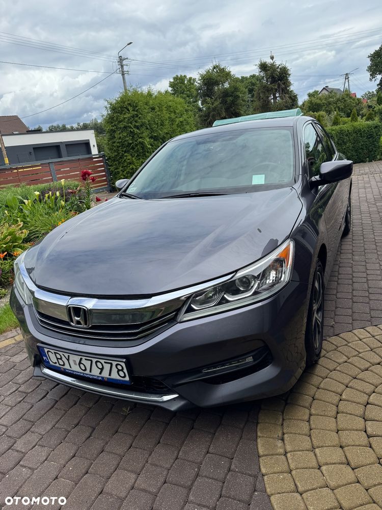 Honda Accord - 1