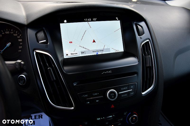 Ford Focus 1.5 EcoBlue Start-Stopp-System TITANIUM DESIGN - 14