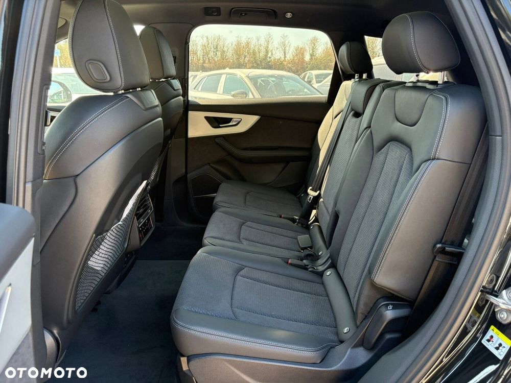 Audi Q7 - 8
