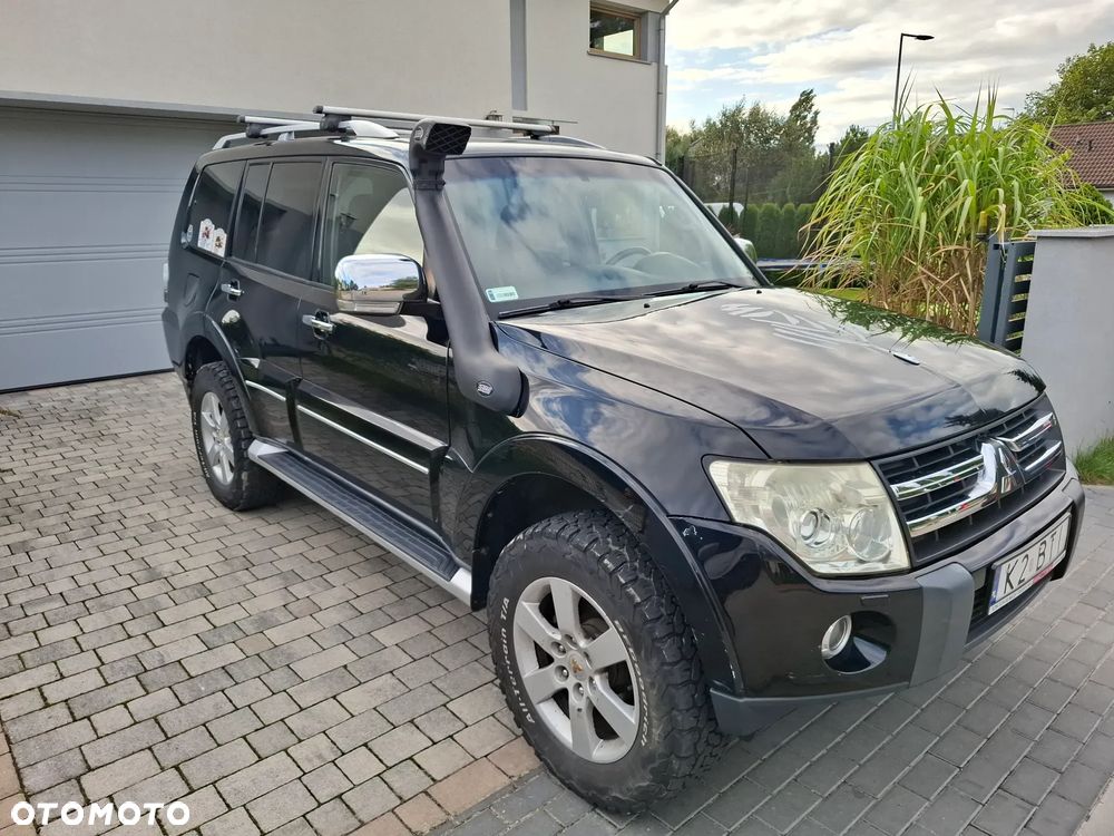 Mitsubishi Pajero - 5