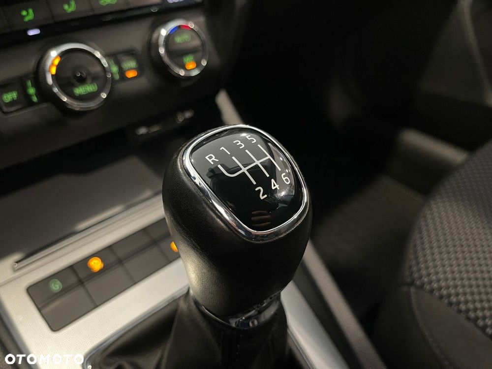 Skoda Octavia 1.4 TSI Ambition - 22