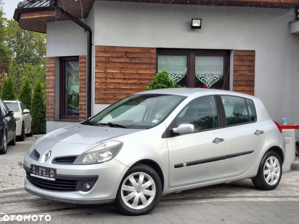 Renault Clio 1.2 TCE Authentique - 9