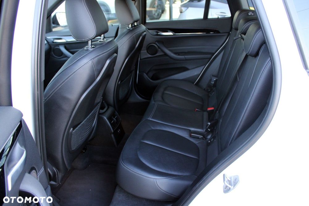 BMW X1 xDrive18d M Sport sport - 12