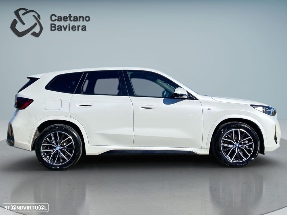 BMW iX1 xDrive30 Pack Desportivo M - 26