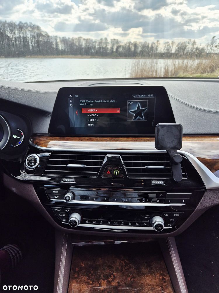 BMW Seria 5 520d Luxury Line - 1