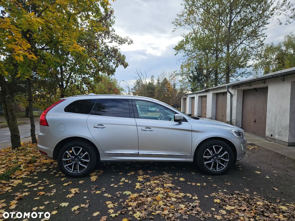 Volvo XC 60 D5 AWD Summum - 1