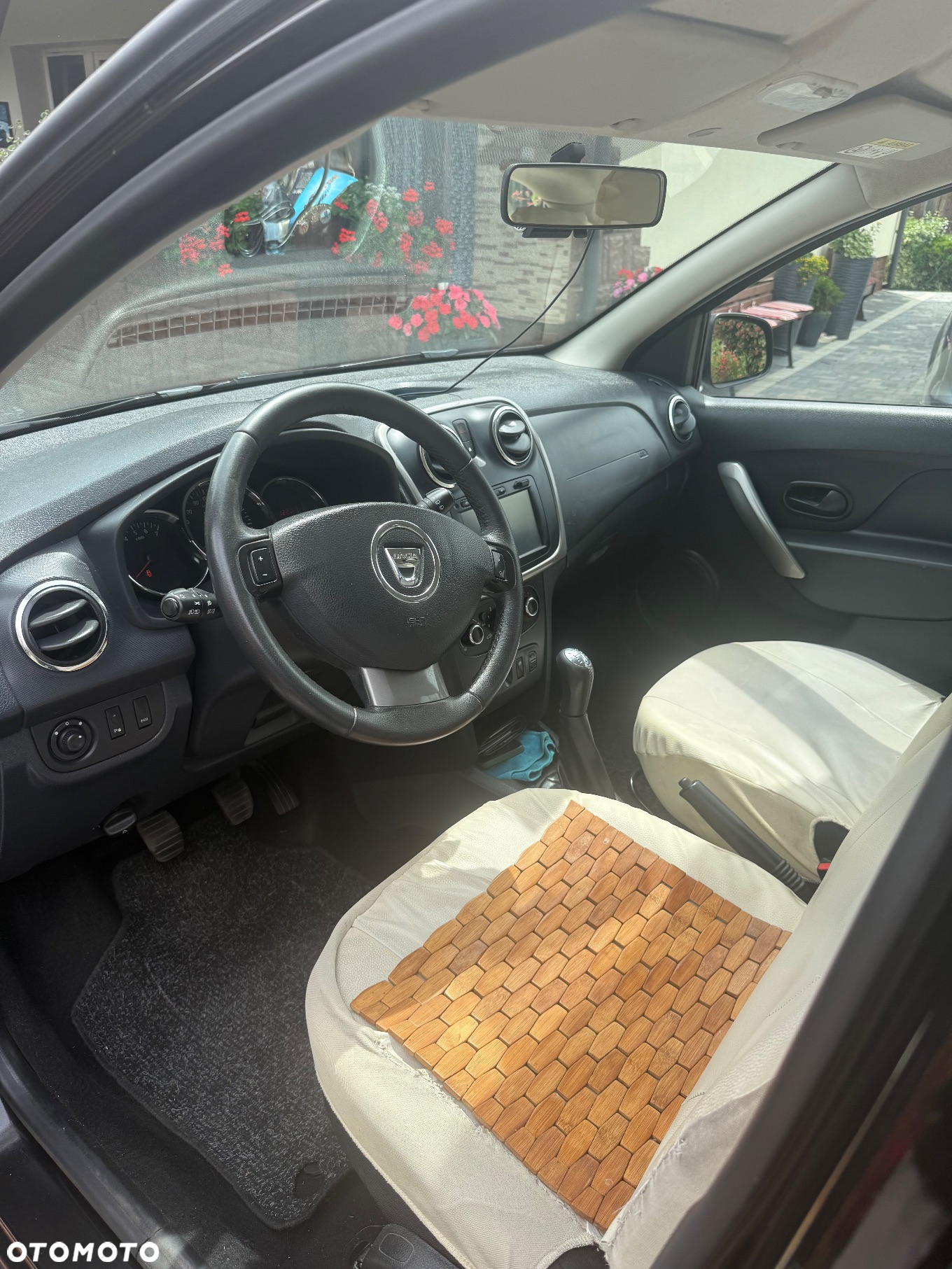 Dacia Sandero - 6