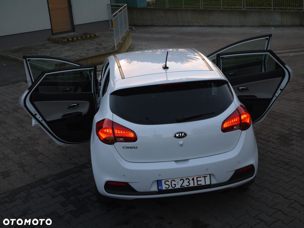 Kia Ceed 1.6 GDI Spirit - 34