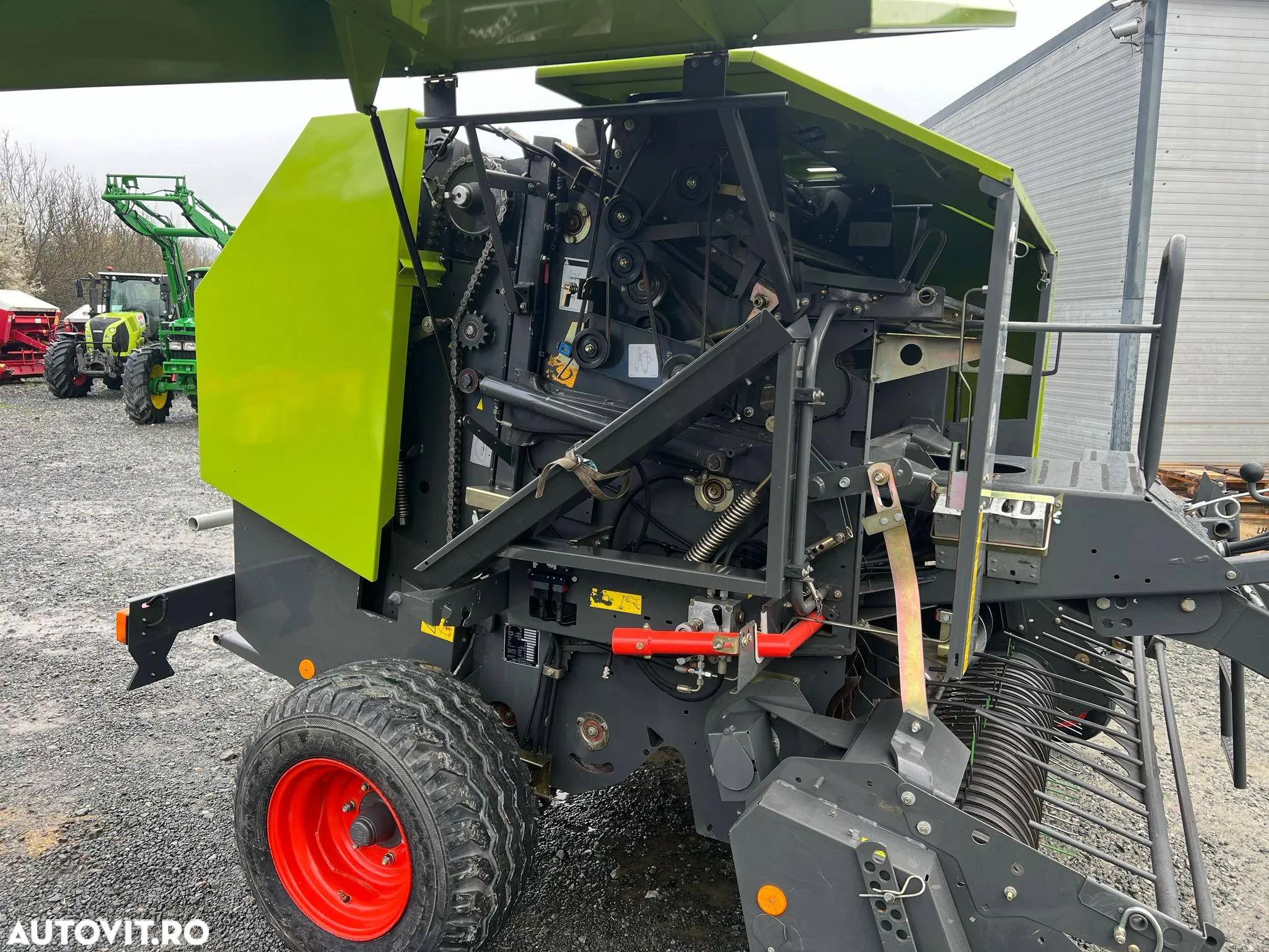 Claas Rollant 340 - 7