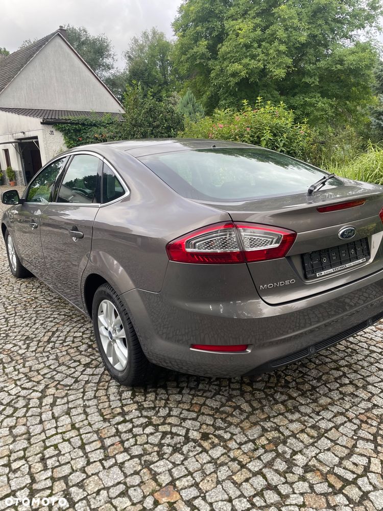 Ford Mondeo 2.0 Viva Titanium - 3