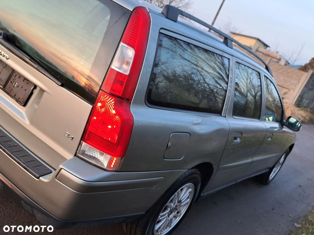 Volvo V70 2.4 Kinetic - 15