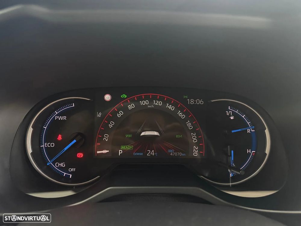 Toyota RAV4 2.5 HDF Square Collection - 27
