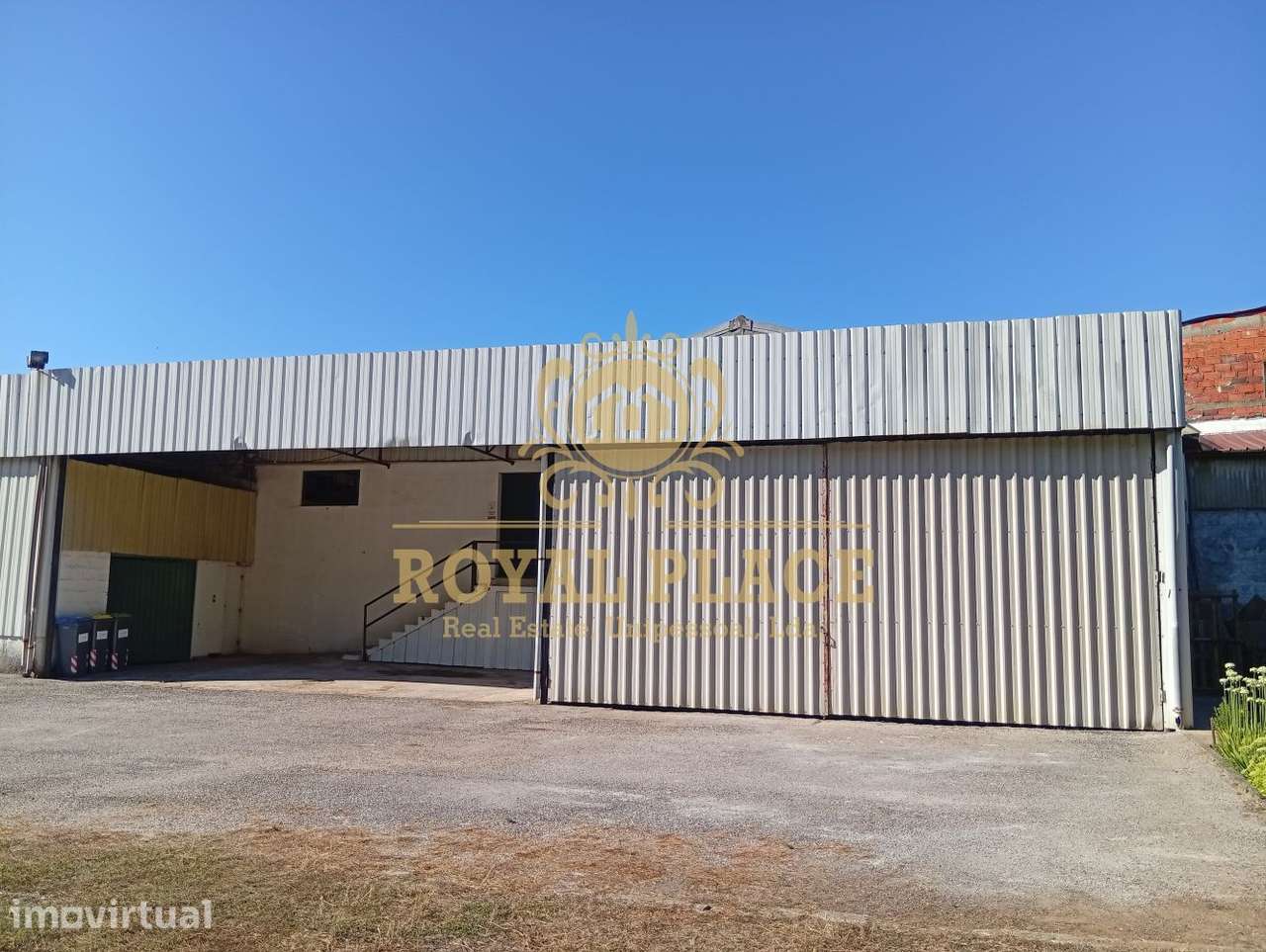 Armazém Industrial em Santa Maria de Lamas - Grande imagem: 4/38