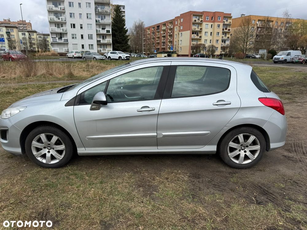 Peugeot 308 120 VTi Active - 4