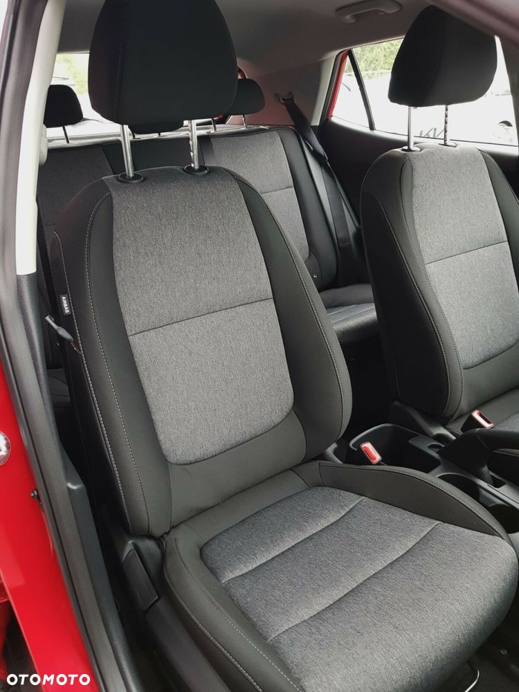 Kia Stonic 1.2 M - 24
