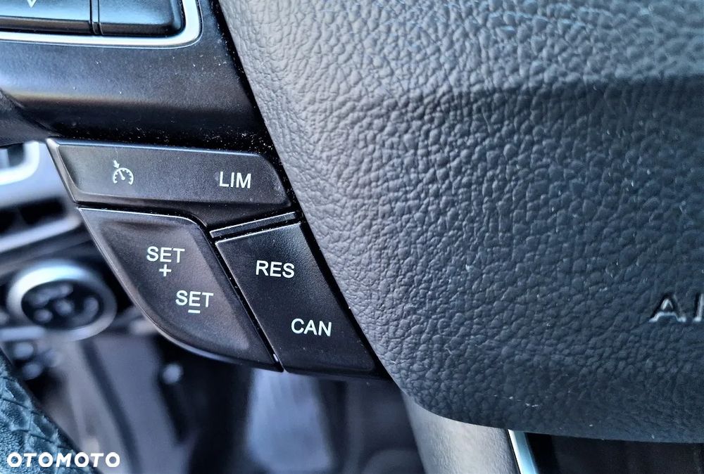 Ford Focus - 21
