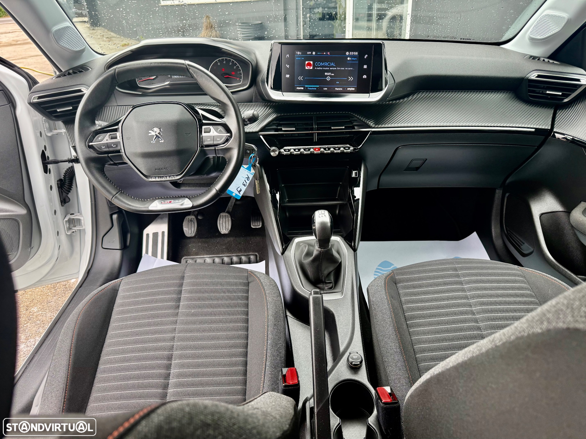 Peugeot 208 1.2 PureTech GT - 28