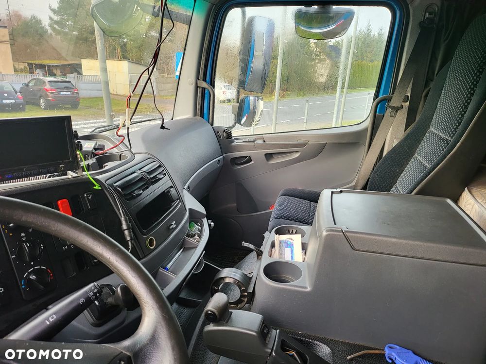 Mercedes-Benz AXOR 1824 - 10