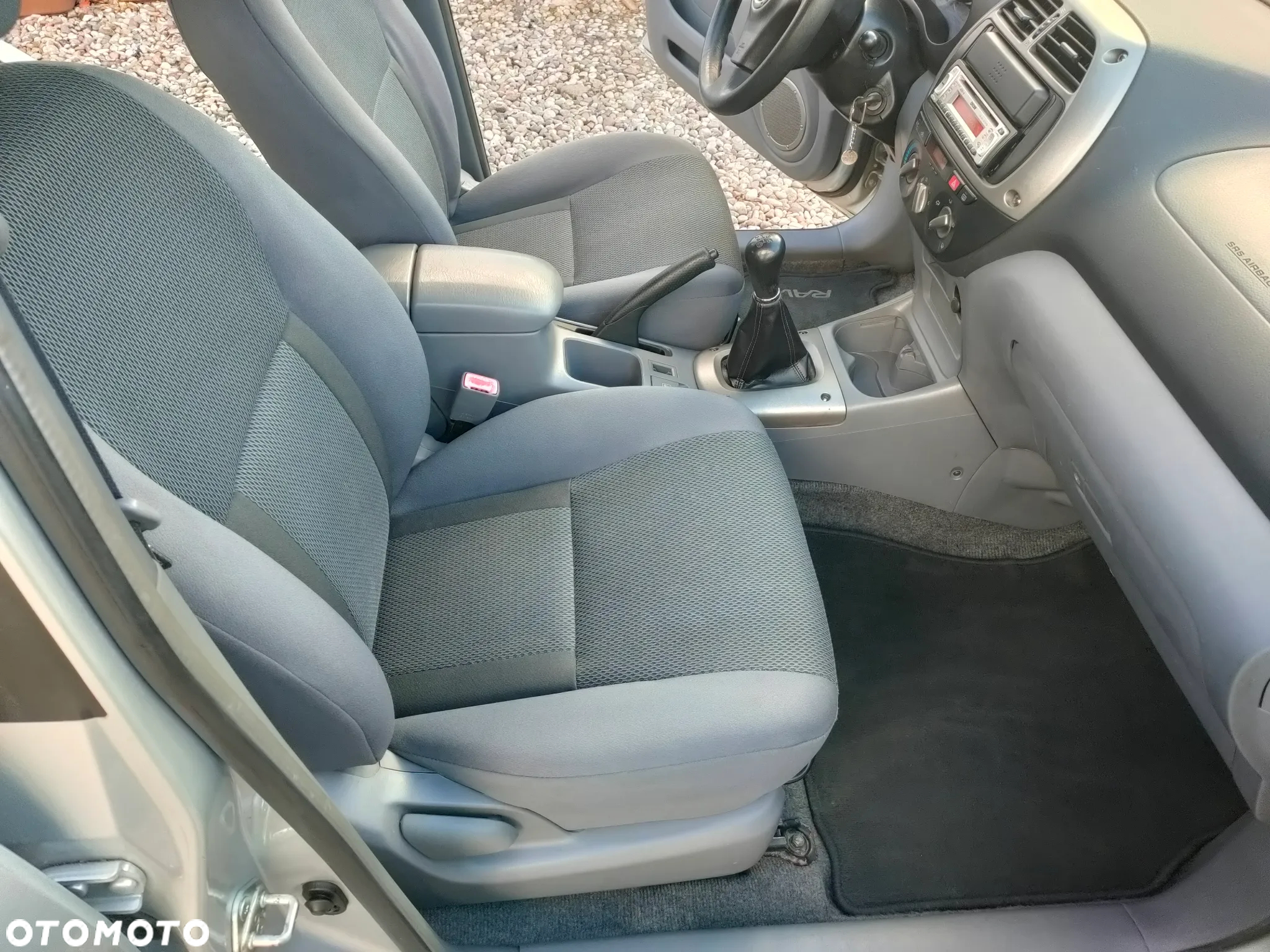 Toyota RAV4 2.0 VVT-i 4x4 - 7