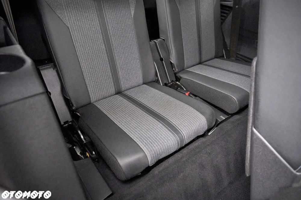 Peugeot 5008 BlueHDi 130 EAT8 Allure Pack - 29