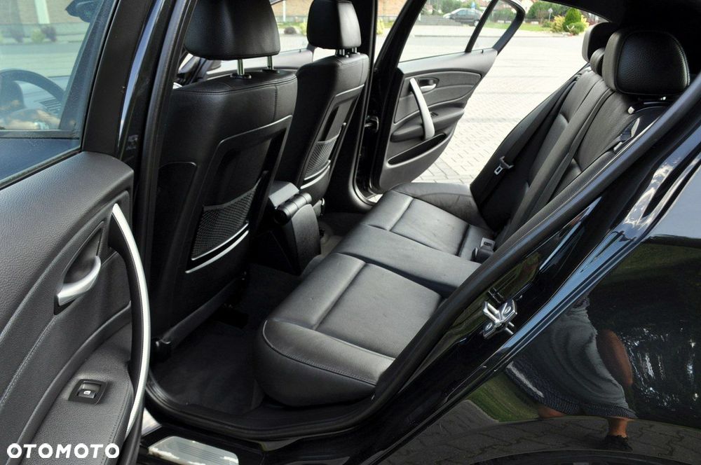 BMW Seria 1 - 21