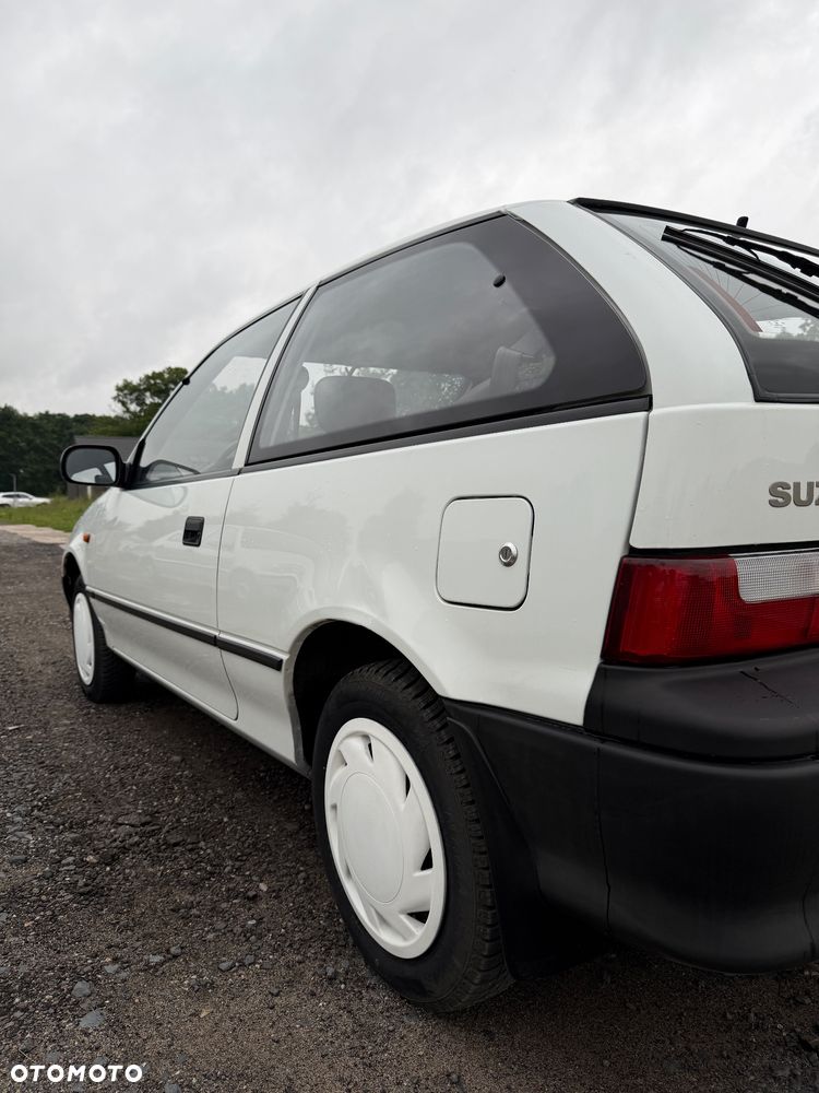 Suzuki Swift 1.0 GL - 17