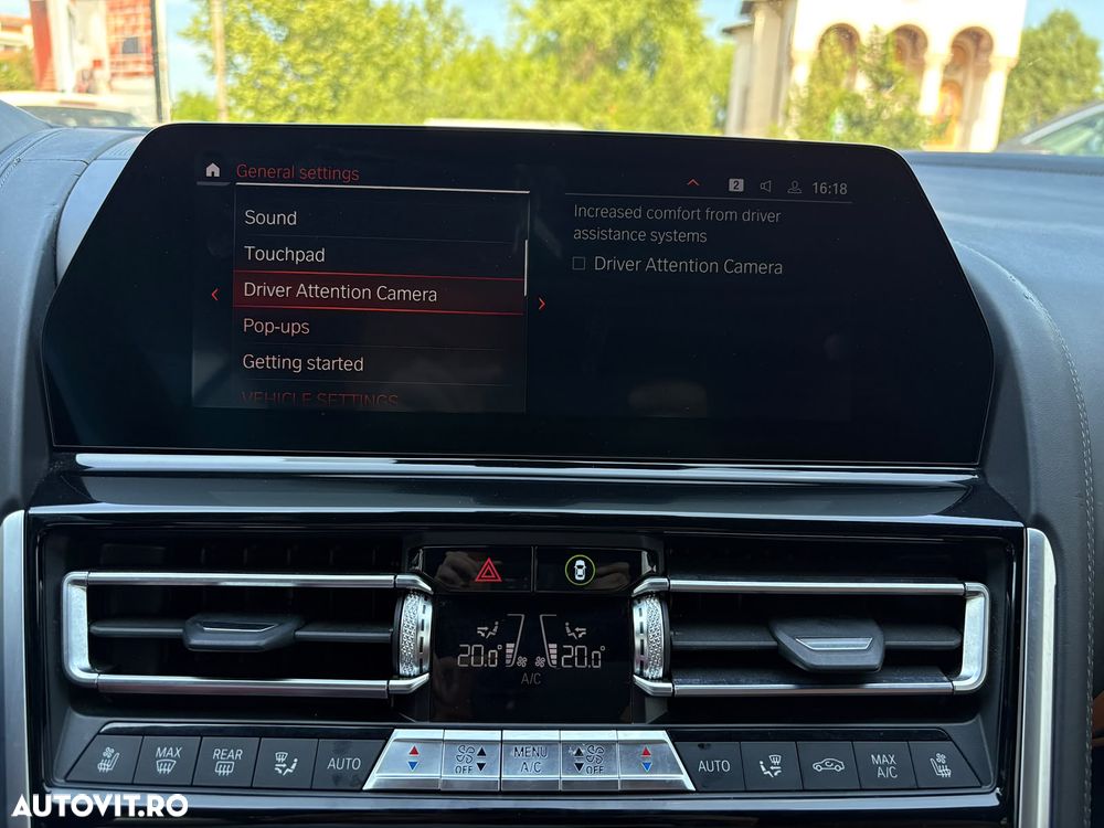 BMW M8 M850i xDrive - 27
