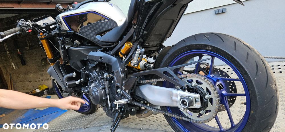 Yamaha MT - 6
