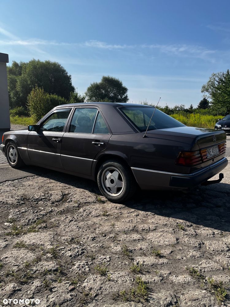 Mercedes-Benz W124 (1984-1993) - 5