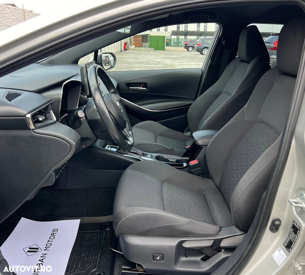 Toyota Corolla 1.8 Business Edition - 6