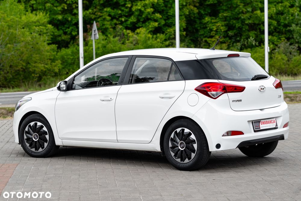 Hyundai i20 1.2 - 14