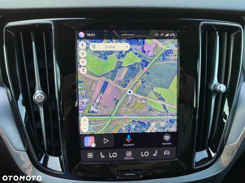 Volvo V60 B4 D Momentum Core - 22