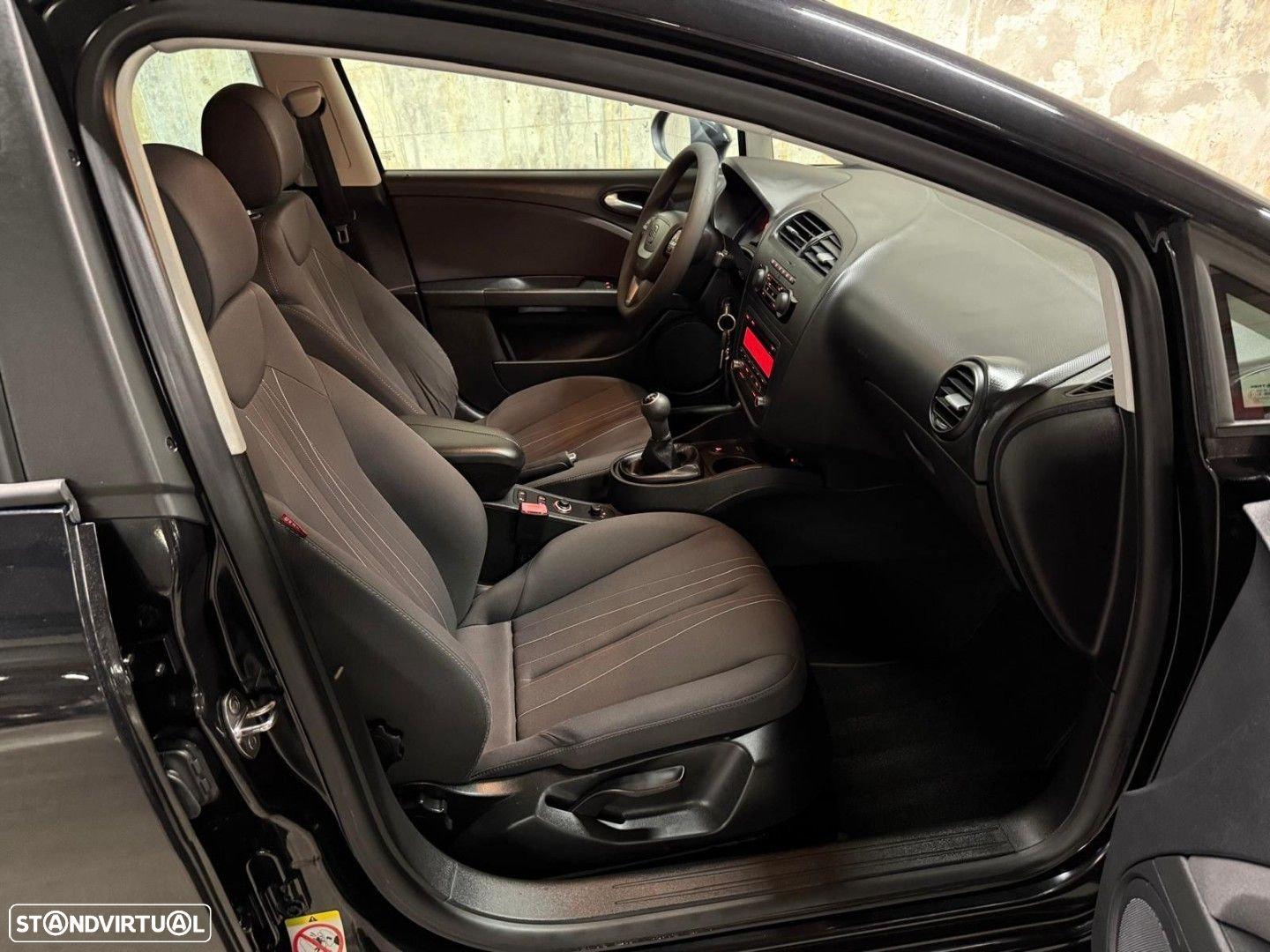 SEAT Leon 1.6 TDI Reference - 21