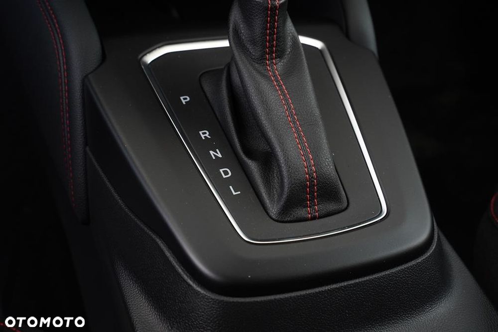 Ford Focus 1.0 EcoBoost mHEV ST-Line X - 23