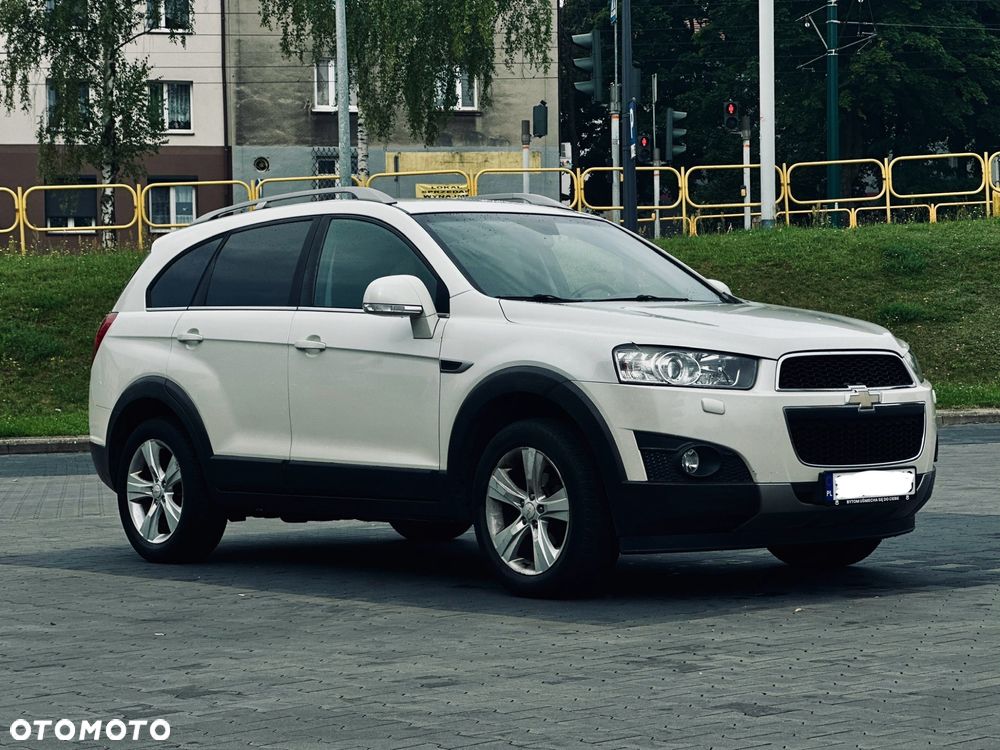 Chevrolet Captiva 2.4 LT+ - 13