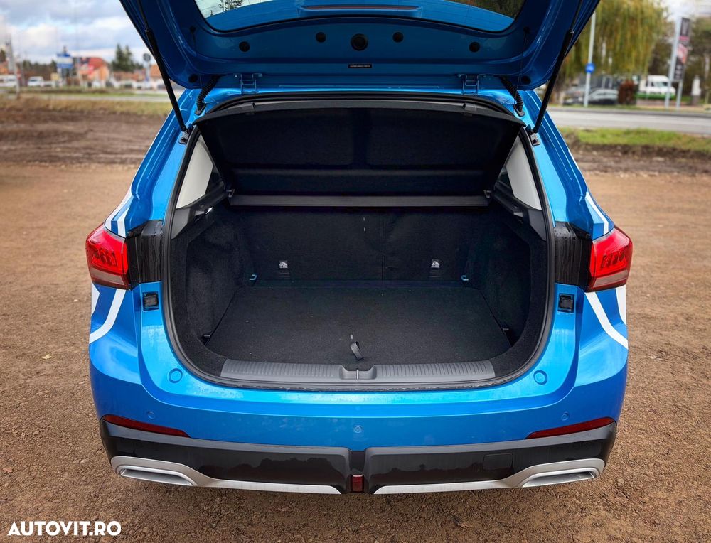 MG ZS HEV Hybrid+ Luxury - 27