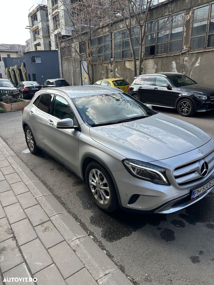 Mercedes-Benz GLA 220 d 4MATIC Aut. - 4